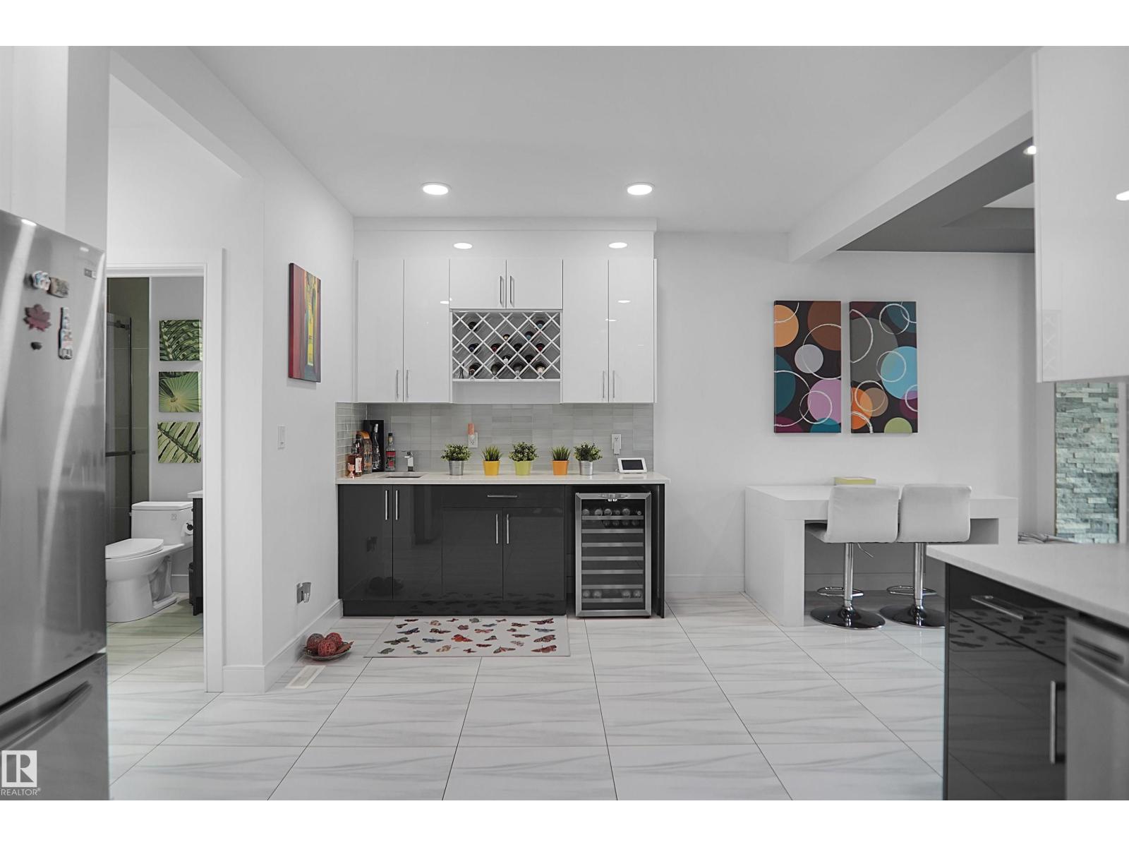 6532 175 AV NW - 11