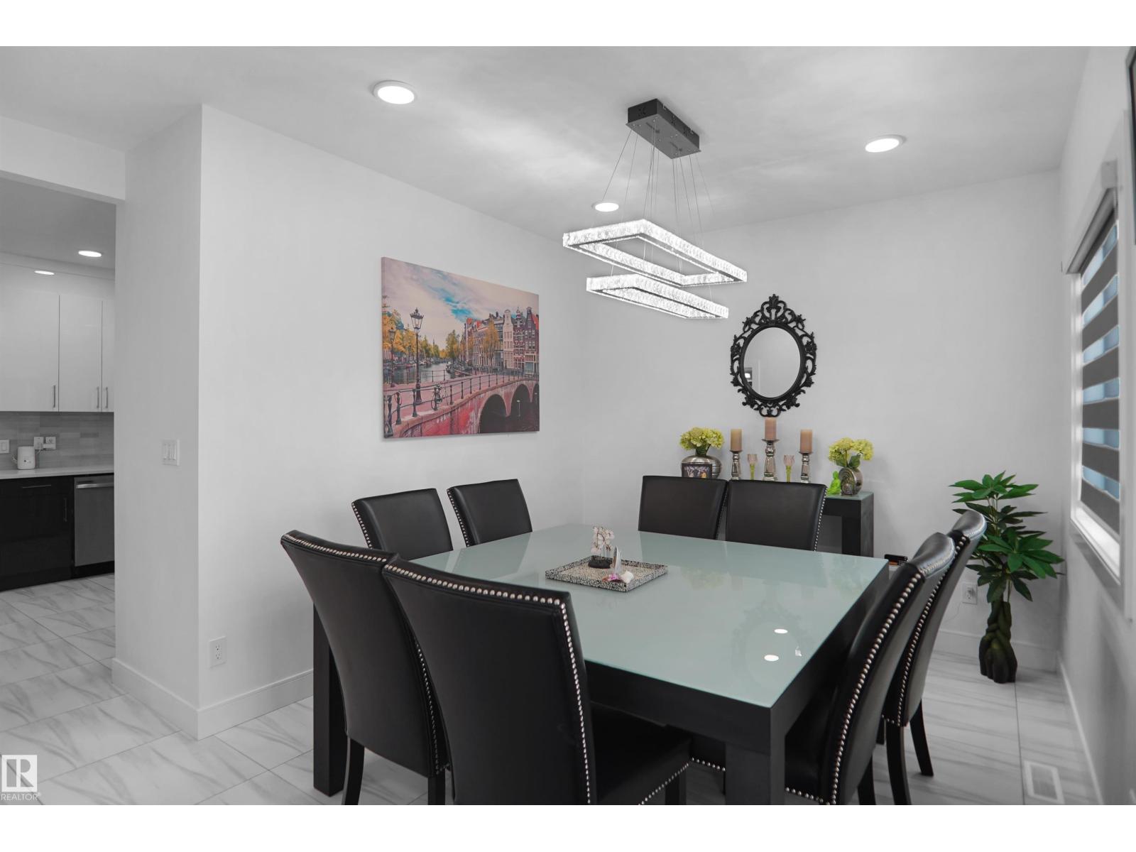 6532 175 AV NW - 19