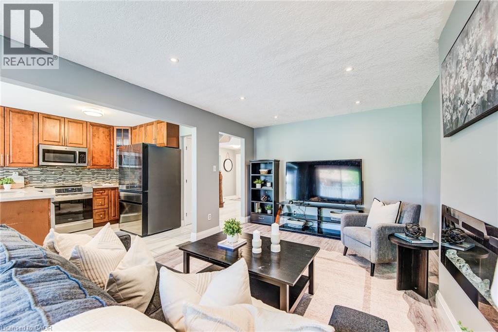 31 OLD MAPLE Lane - 14