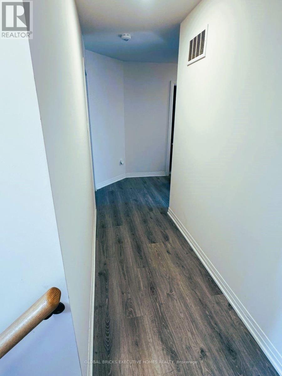 42 AMBEREEN PLACE E - 20