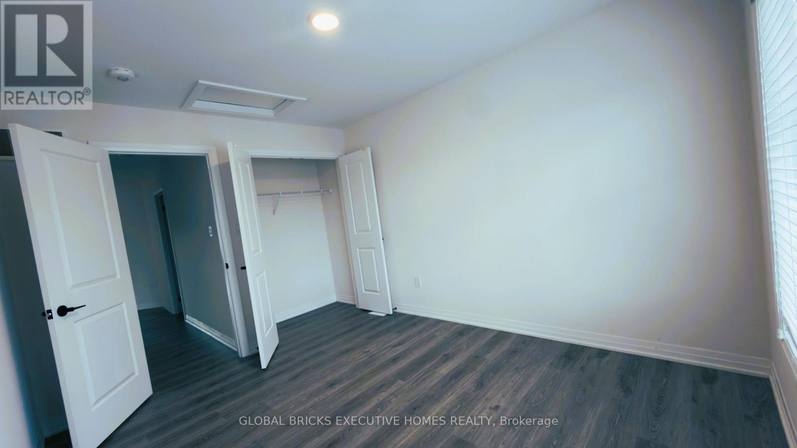 42 AMBEREEN PLACE E - 18