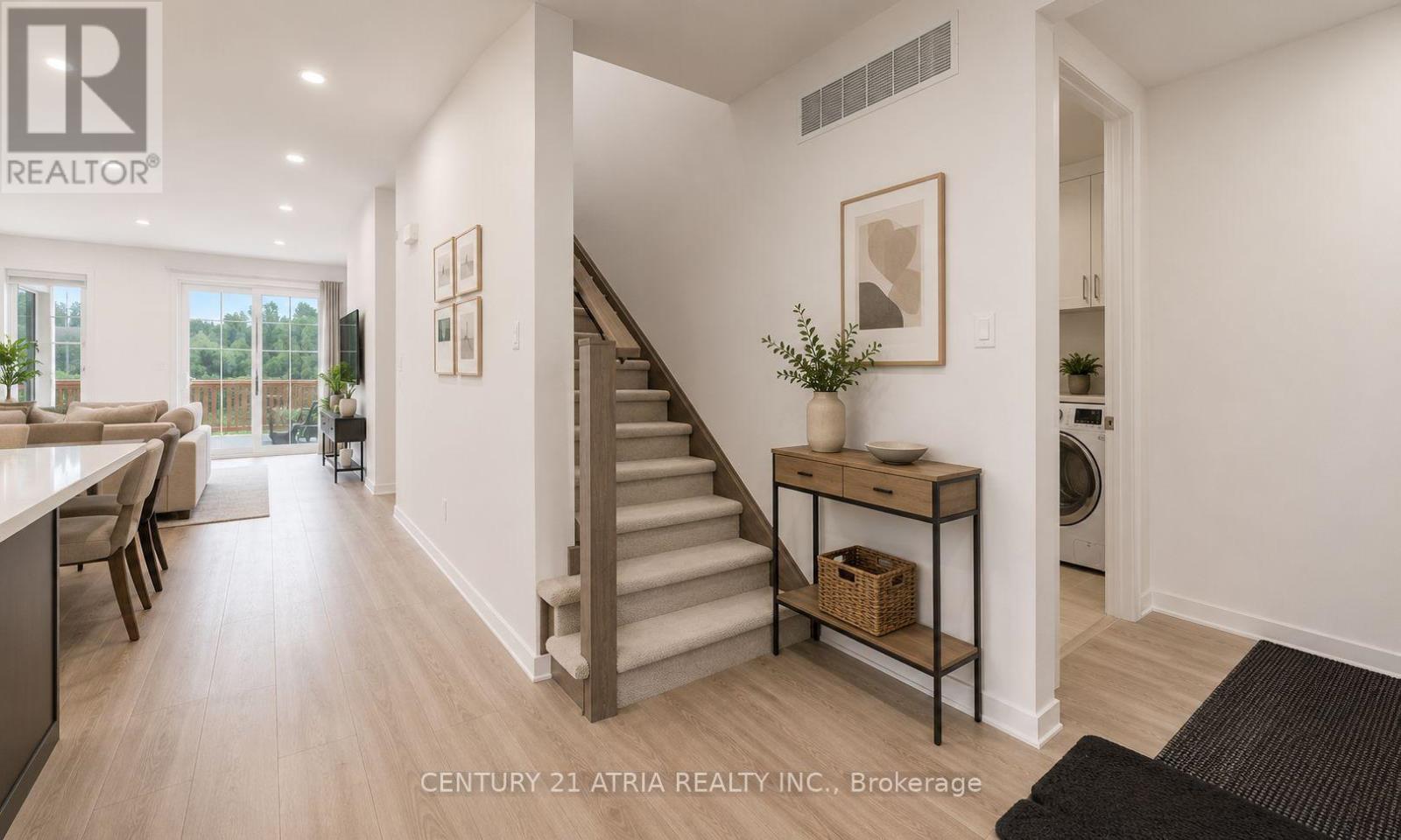 2950 MURPHY PLACE - 13
