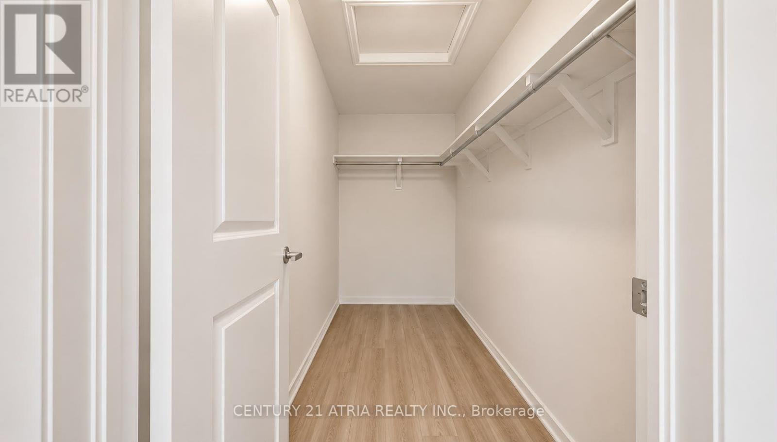 2950 MURPHY PLACE - 20