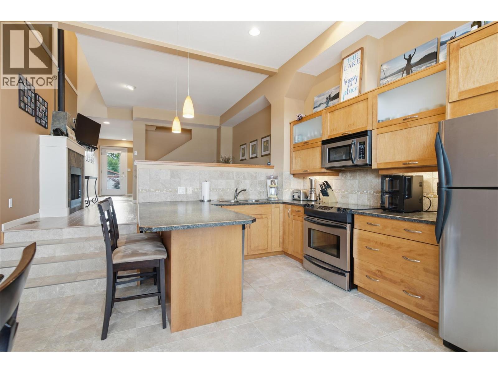 #2 1294 Deodar Road - Image 10