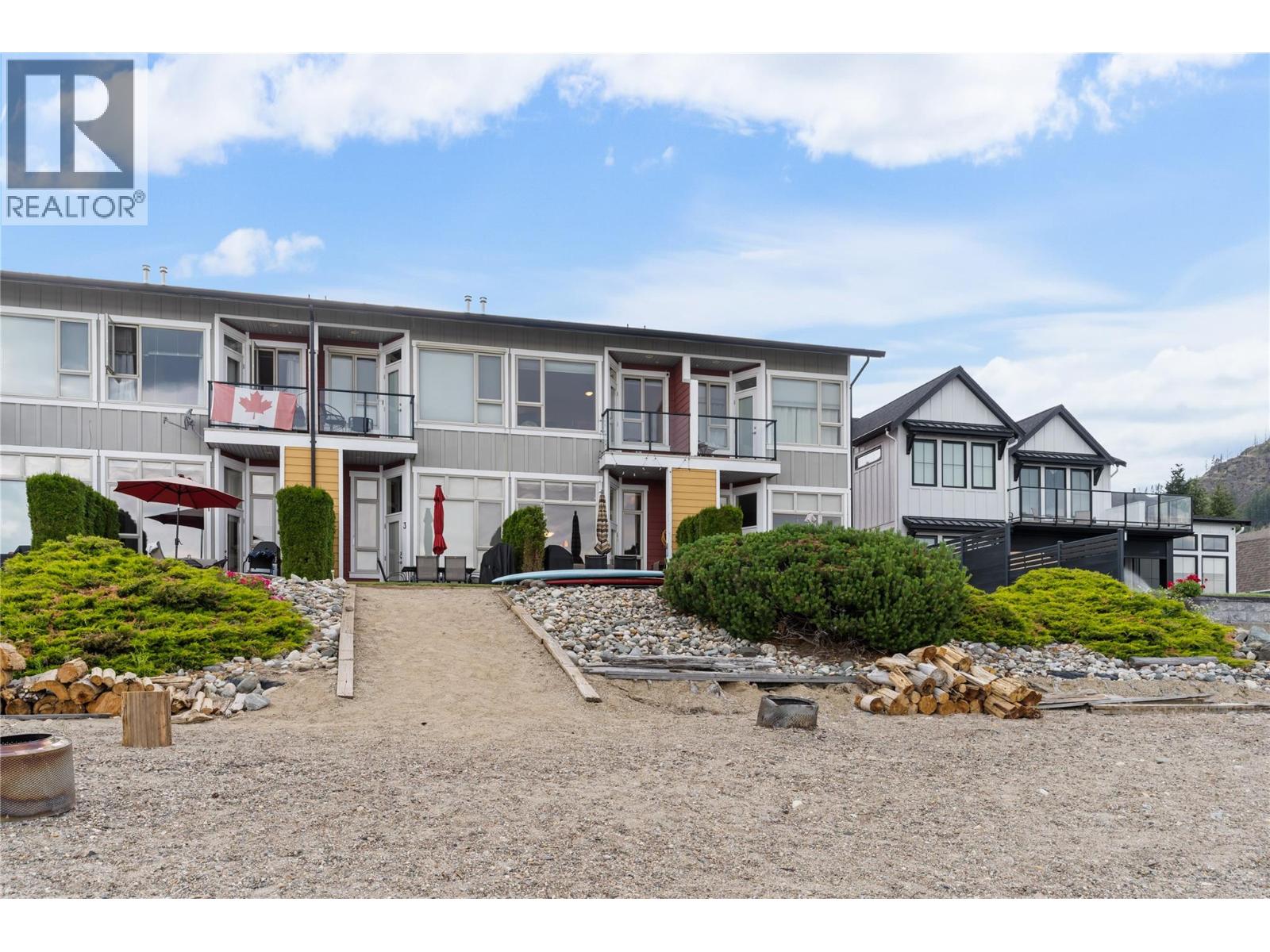 #2 1294 Deodar Road - 34