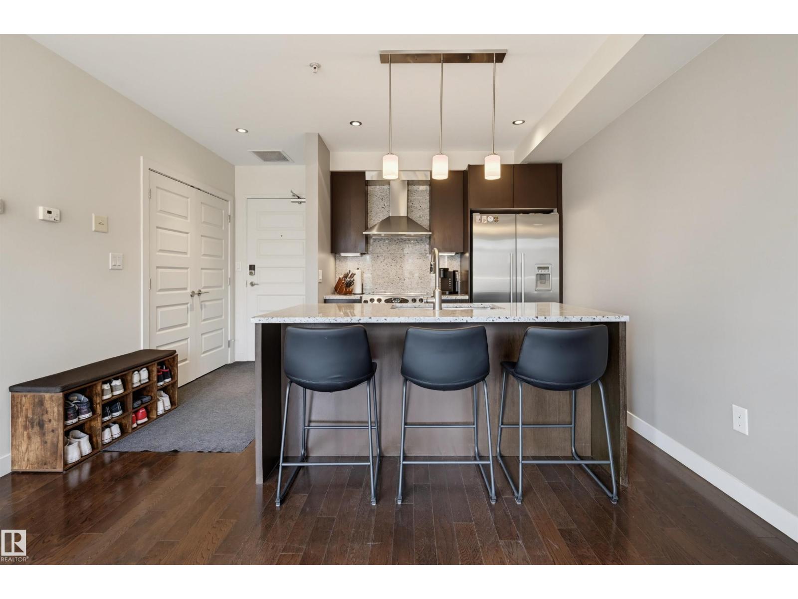 #404 10388 105 ST NW NW - 11