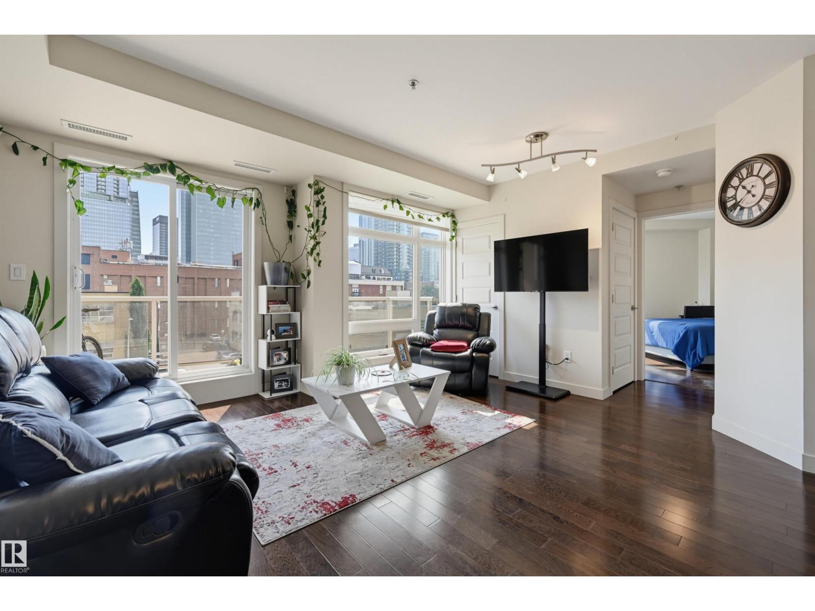 #404 10388 105 ST NW NW - 15