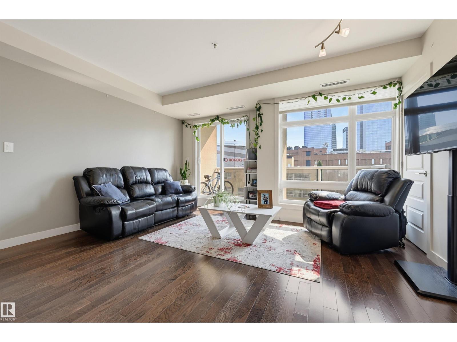 #404 10388 105 ST NW NW - 16