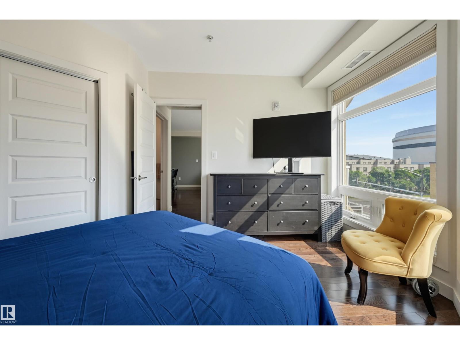 #404 10388 105 ST NW NW - 21