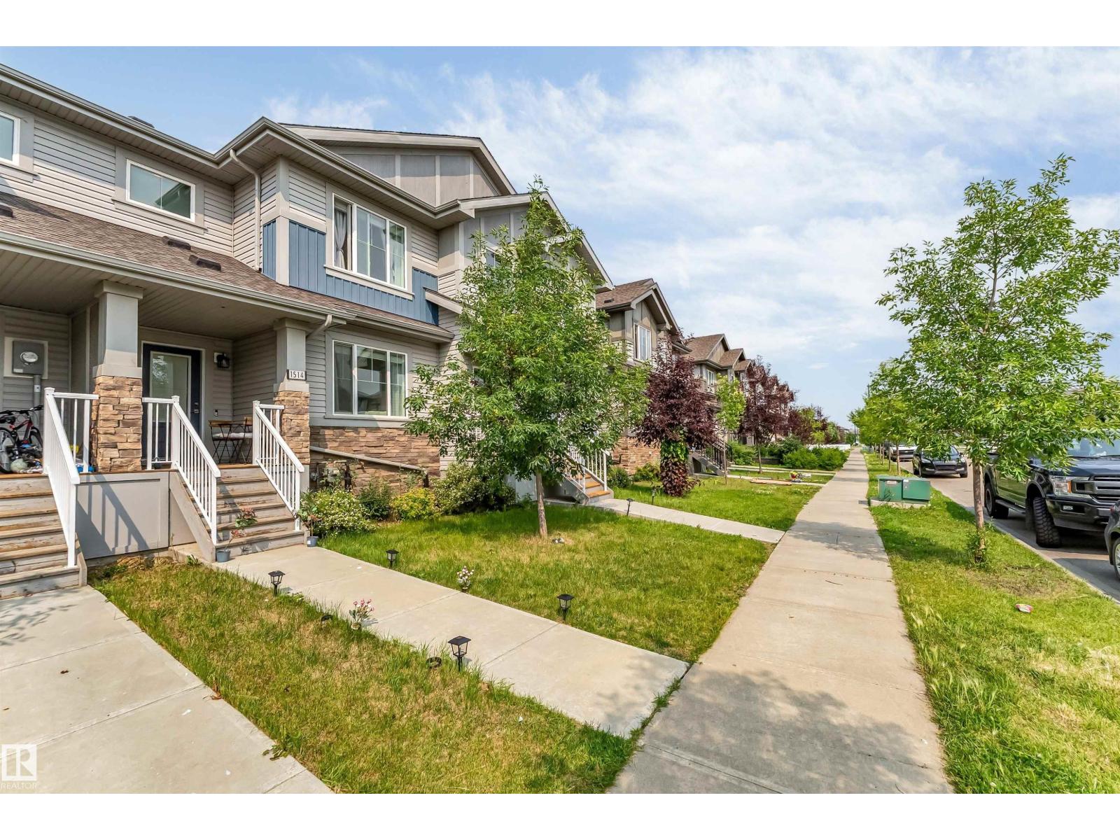 1514 26 AV NW, Tamarack, Edmonton photo 3