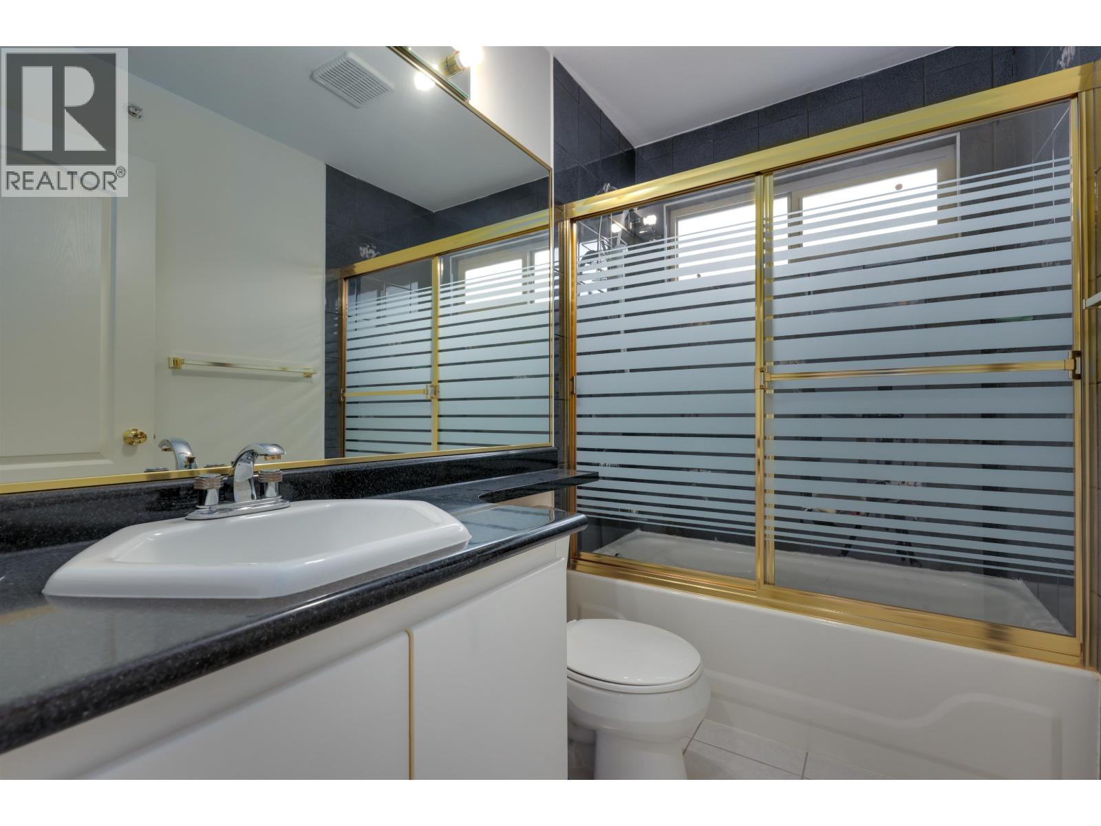 3 Bed, 3 Bath House for Sale in Vancouver – 8369 SHAUGHNESSY STREET, Vancouver – MLS# R3143849 - Image 14