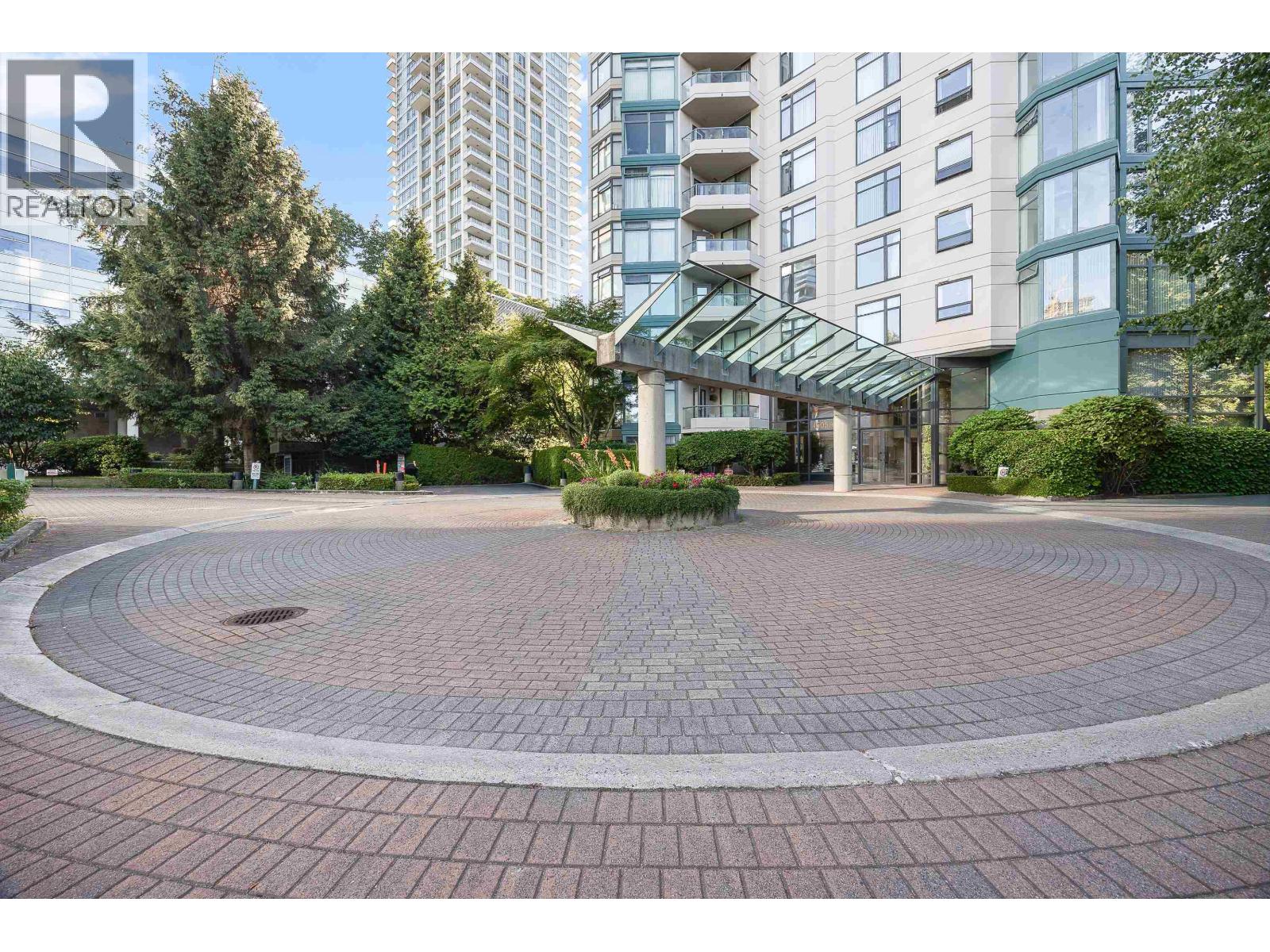 705 4505 HAZEL STREET, Burnaby — photo 2
