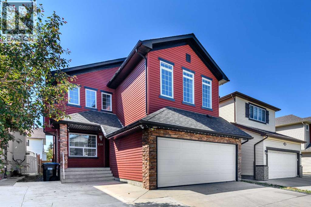 228 SADDLECREST Way NE - 2