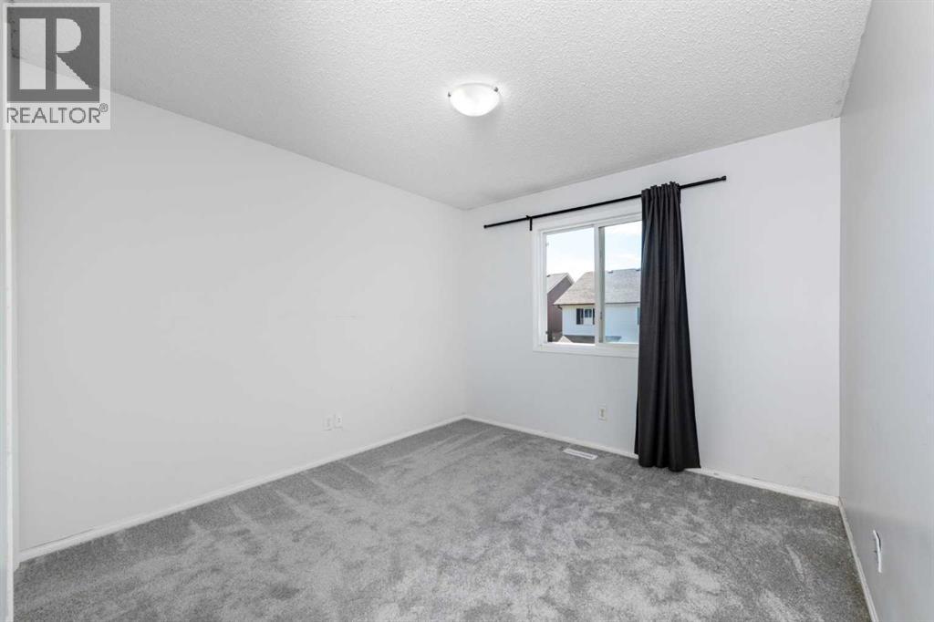 228 SADDLECREST Way NE - 29