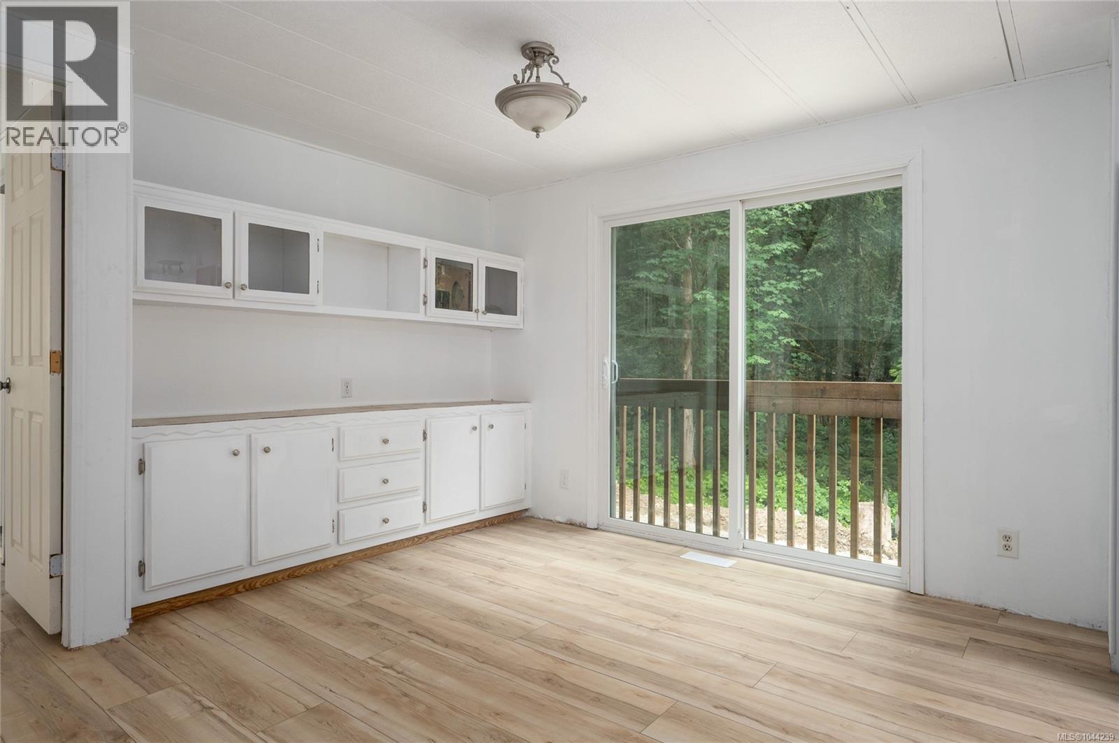 7353 Neva Rd - 10