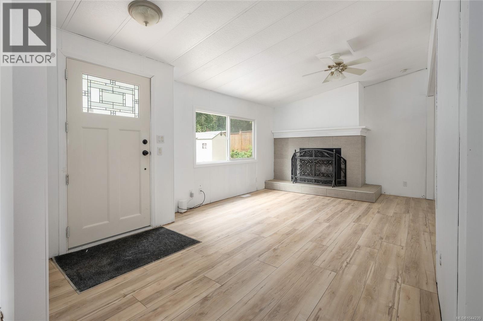 7353 Neva Rd - 8