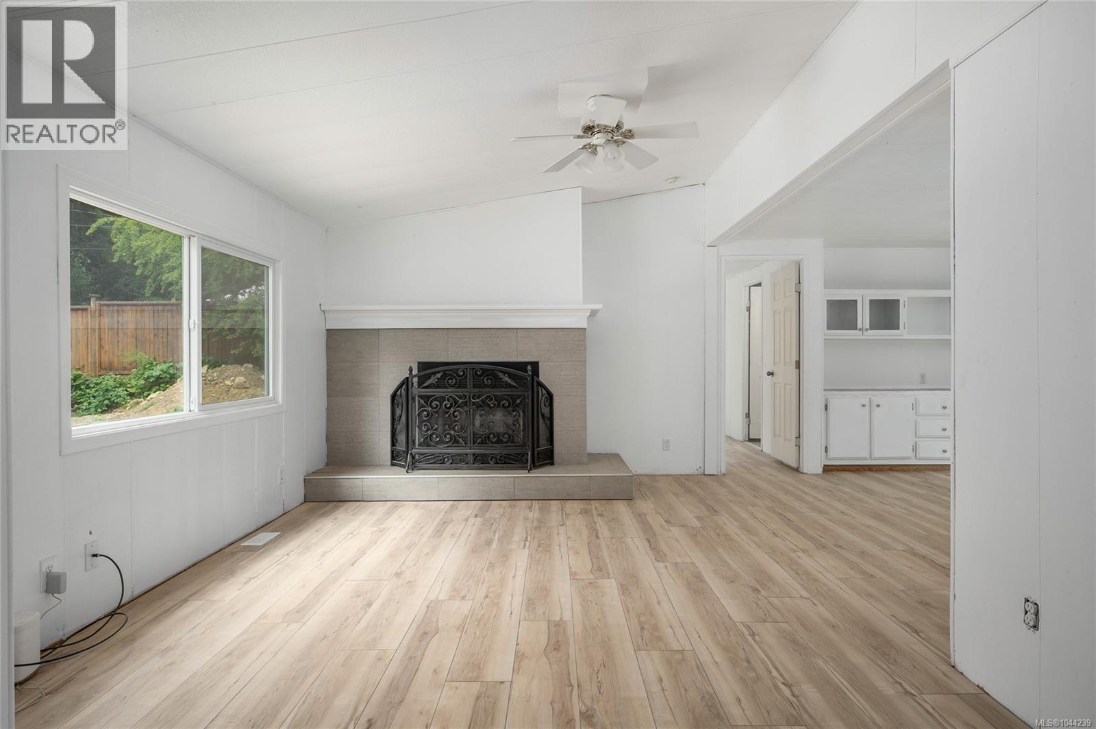 7353 Neva Rd - 9