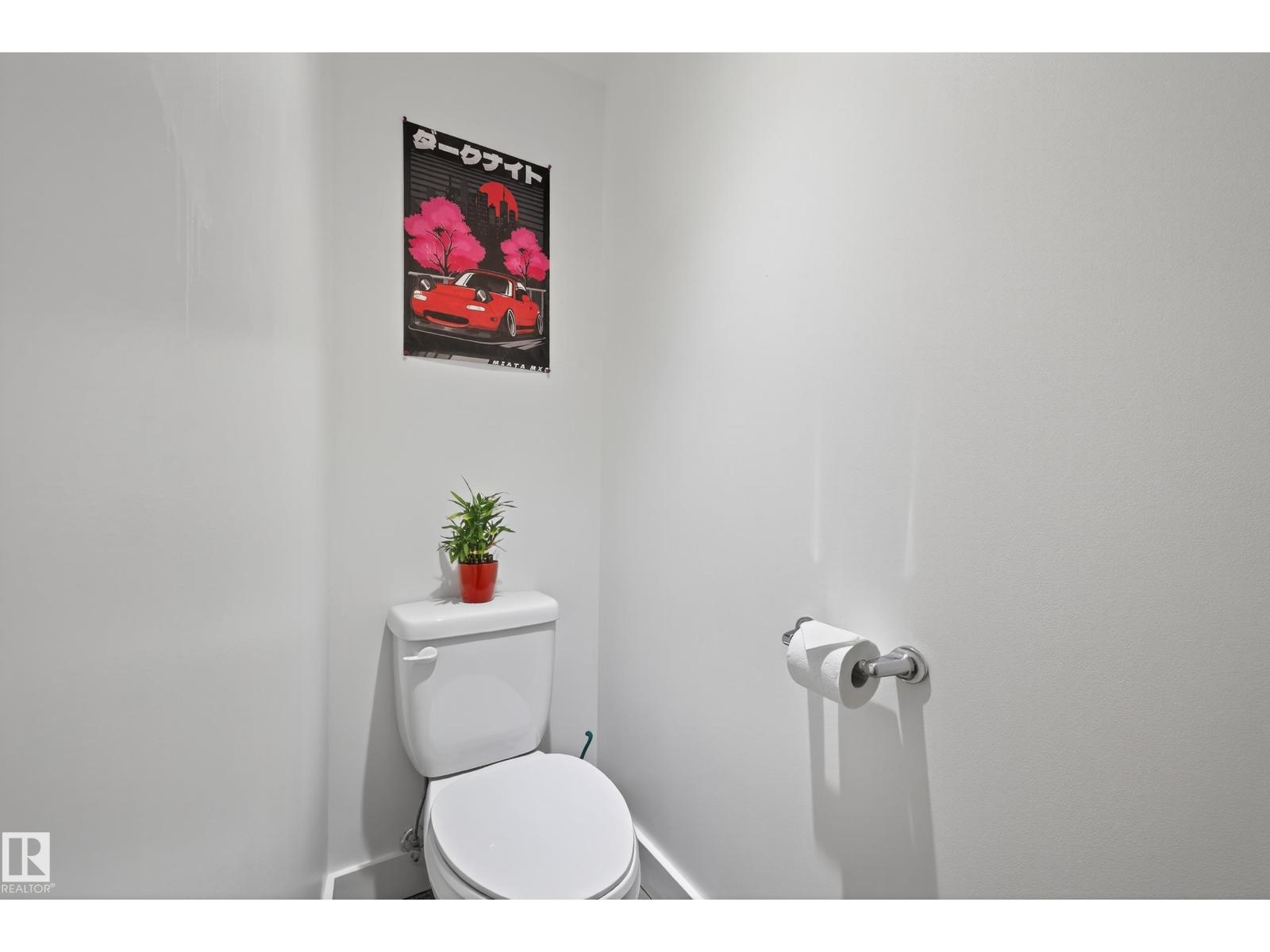#701 10028 119 ST NW - Image 23