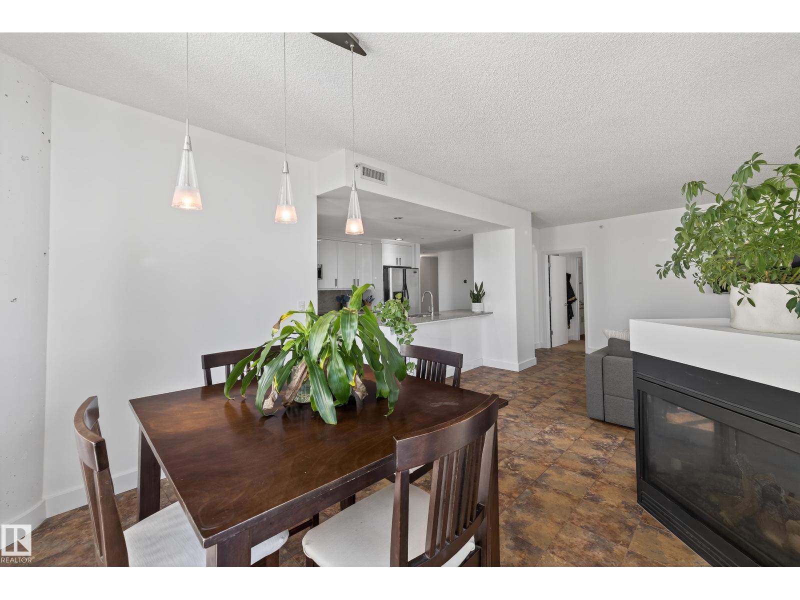 #701 10028 119 ST NW - 6