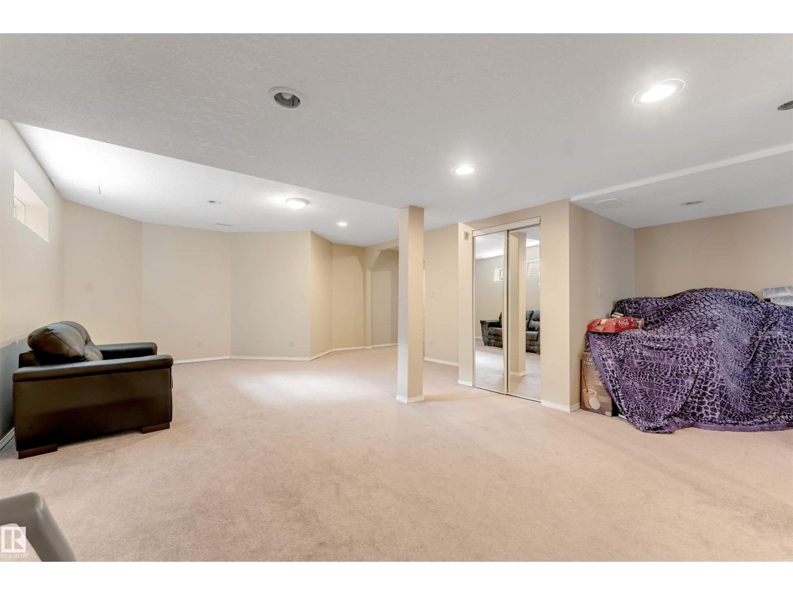 4465 32A ST NW - Image 54