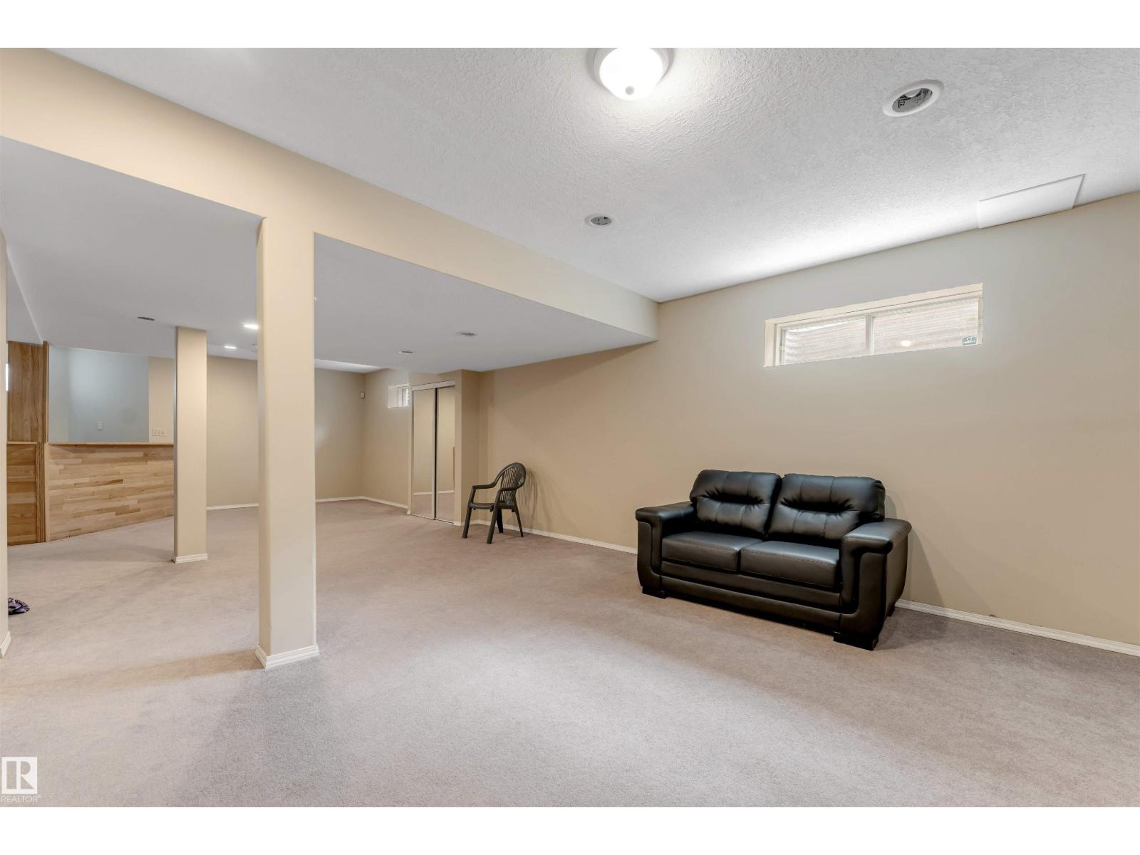 4465 32A ST NW - Image 53