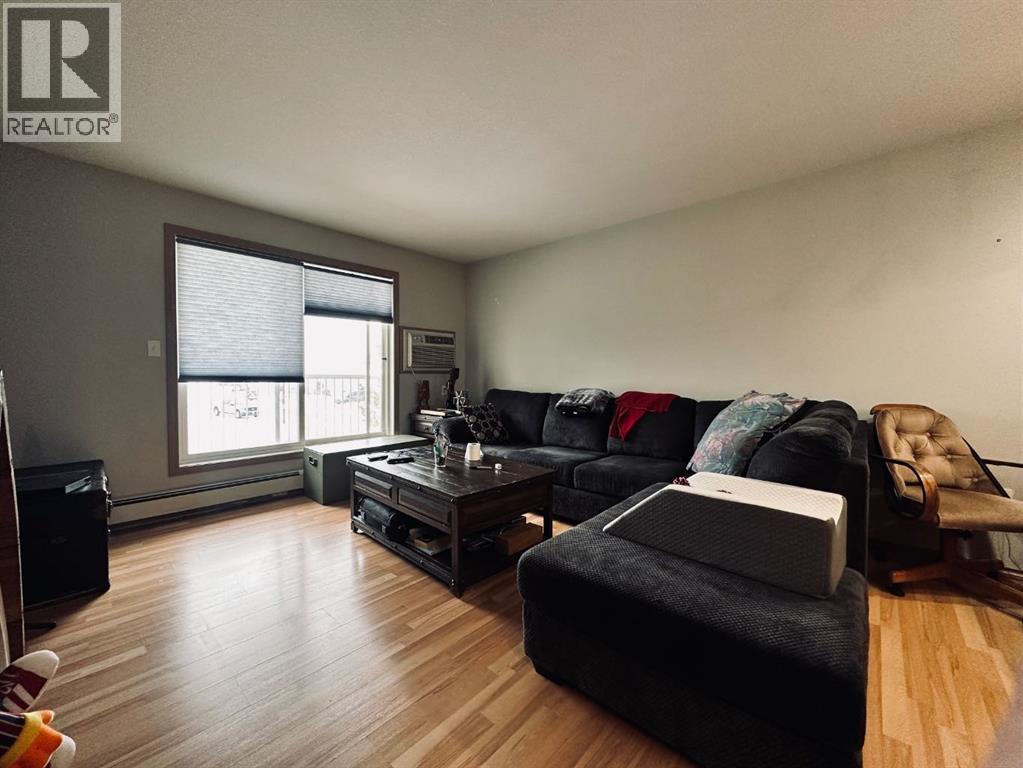 #203A 6608 42 Street - Image 12