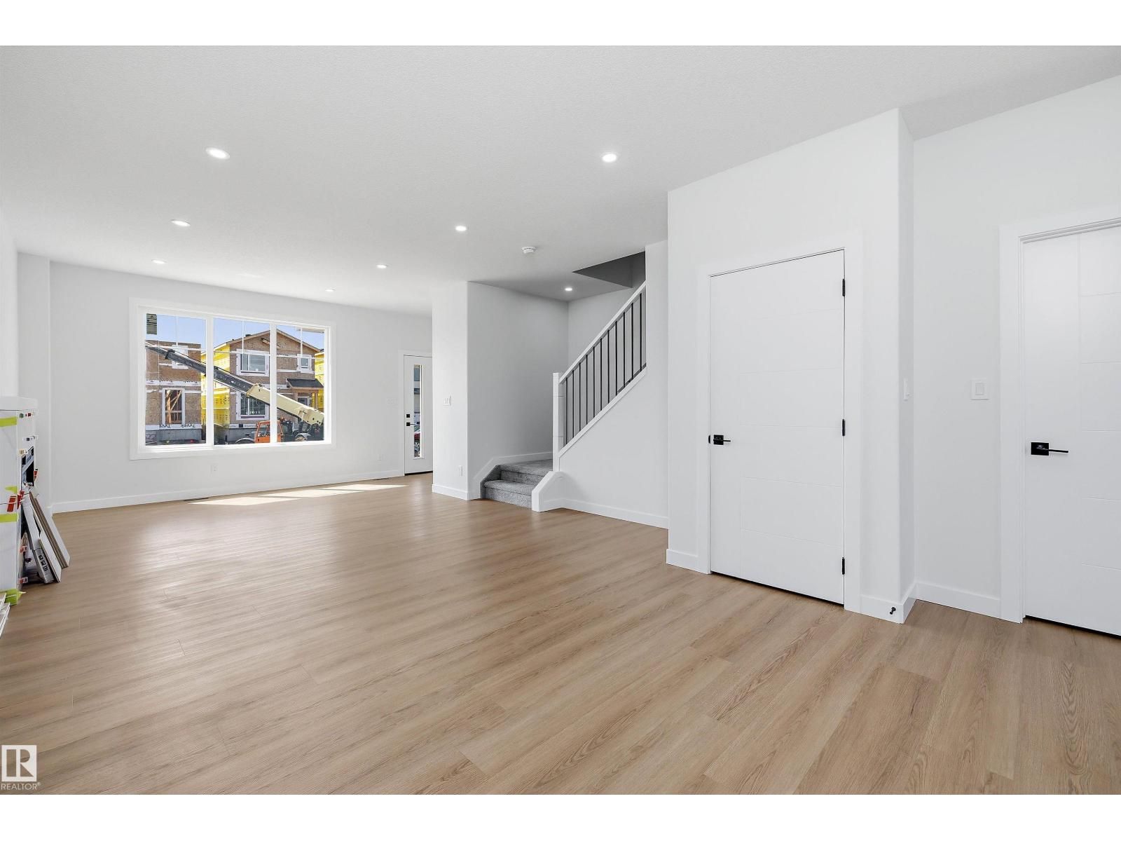 523 Robinson Boulevard - Photo 9