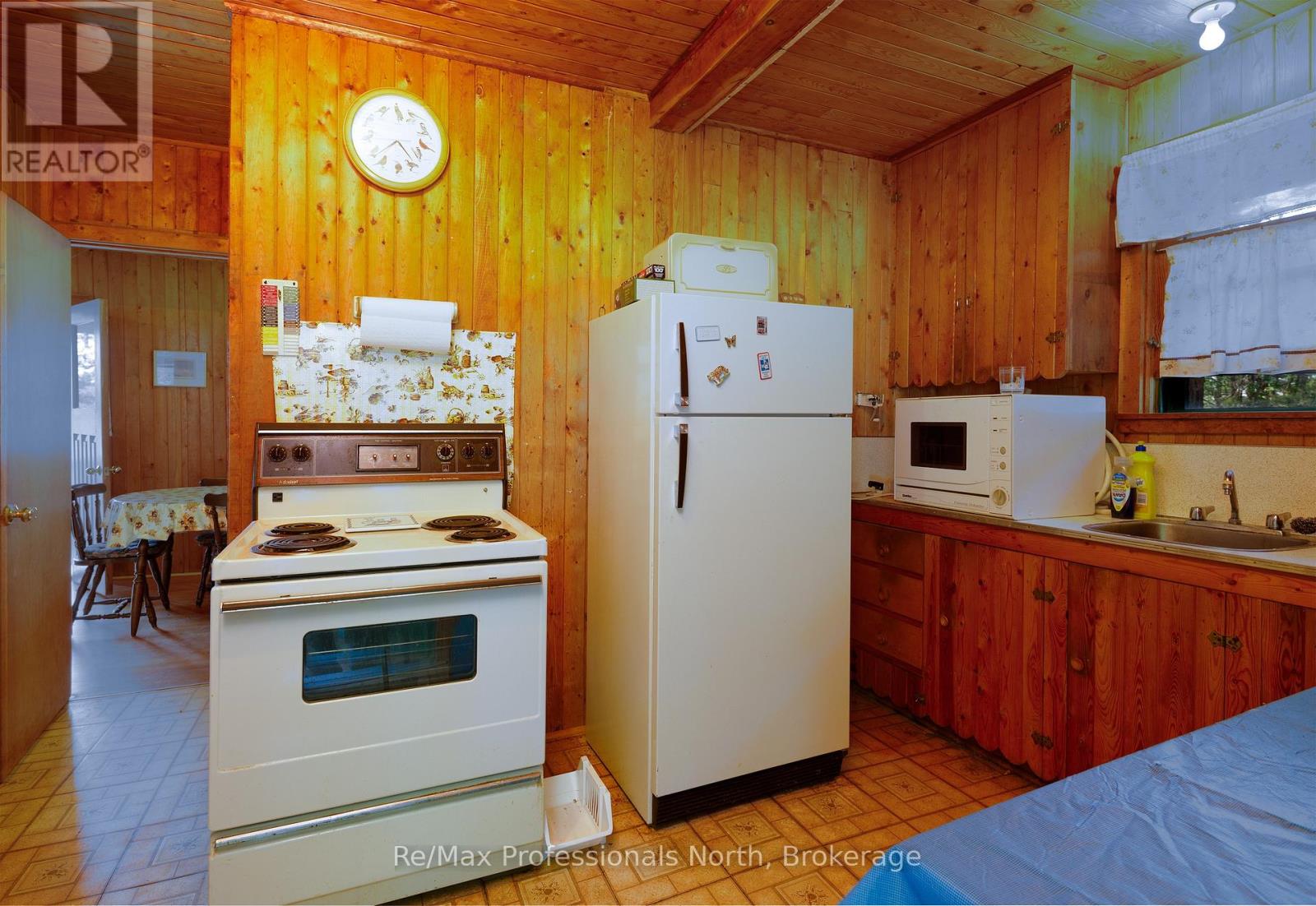 1102 UNIT 2 CLIPSHAM ROAD - Image 19