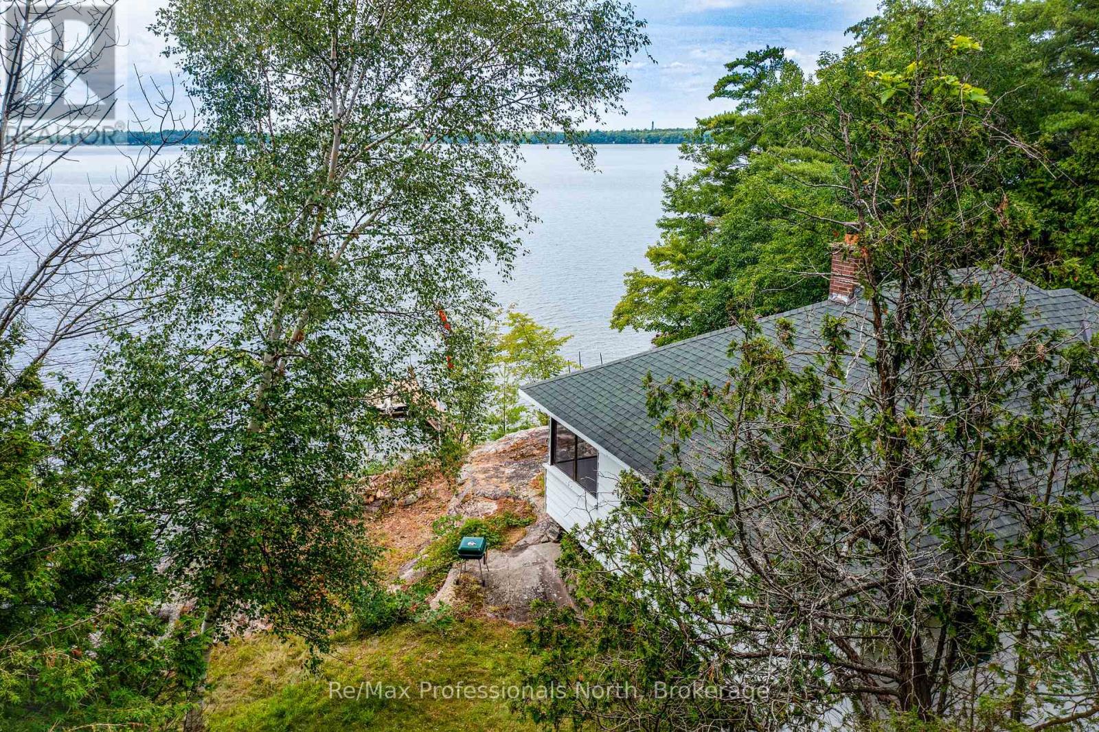 1102 UNIT 2 CLIPSHAM ROAD - 45
