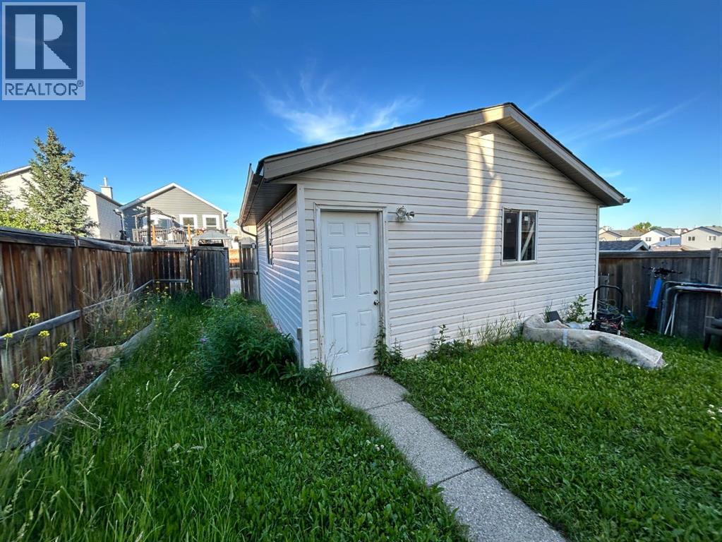 86 Covepark Road, Coventry Hills, Calgary photo 3