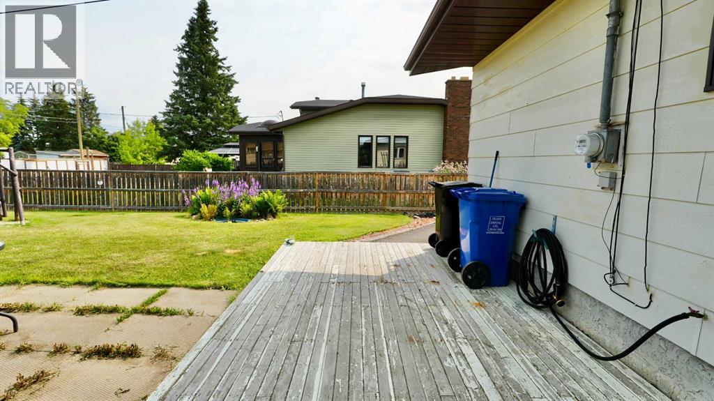 4704 48 Avenue - Image 37