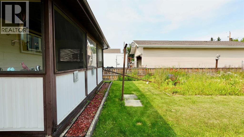 4704 48 Avenue - Image 39