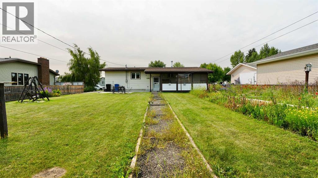 4704 48 Avenue - Image 44