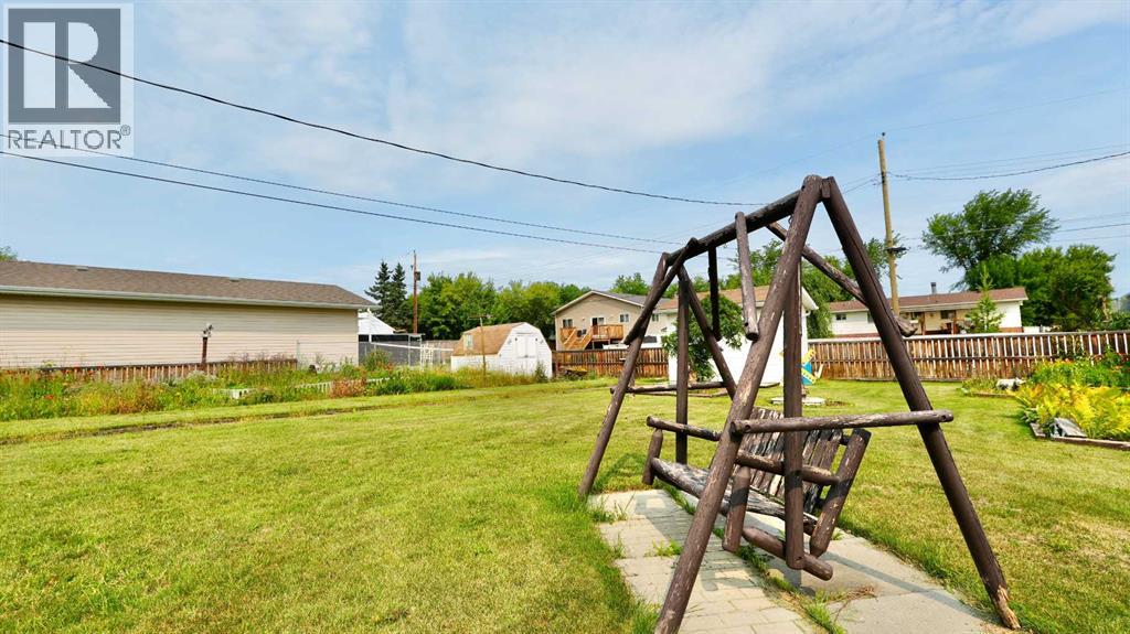 4704 48 Avenue - Image 47