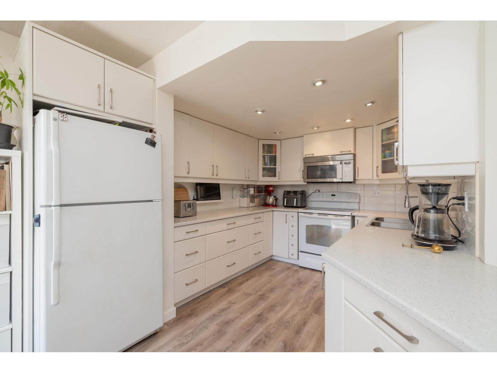 3 Bed, 3 Bath Apartment for Sale in Abbotsford – 117 2533 MARCET COURT, Abbotsford – MLS# R3146480 - Image 16