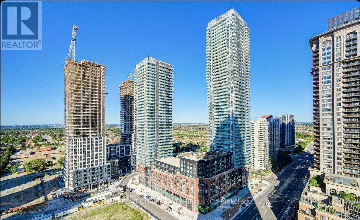 #2004 388 PRINCE OF WALES DRIVE - 21