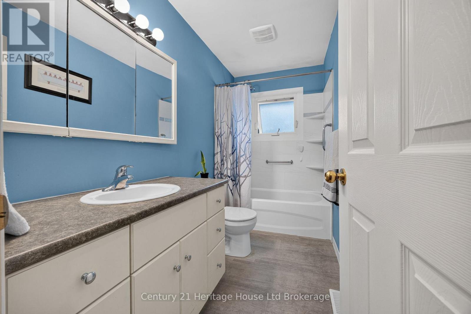 54 GLENDALE DRIVE - Image 16