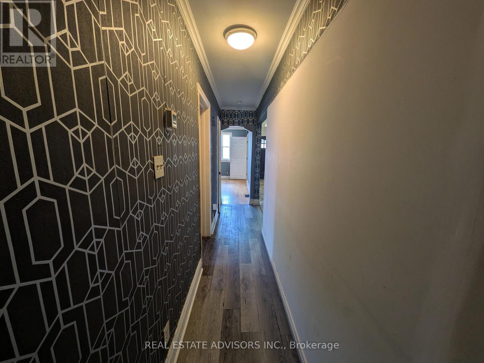 45 PITT AVENUE - 8