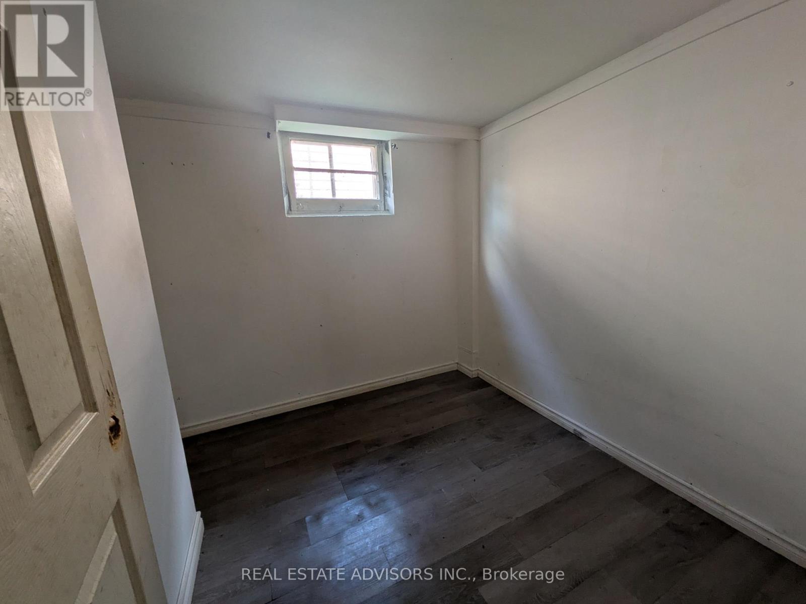 45 PITT AVENUE - 16