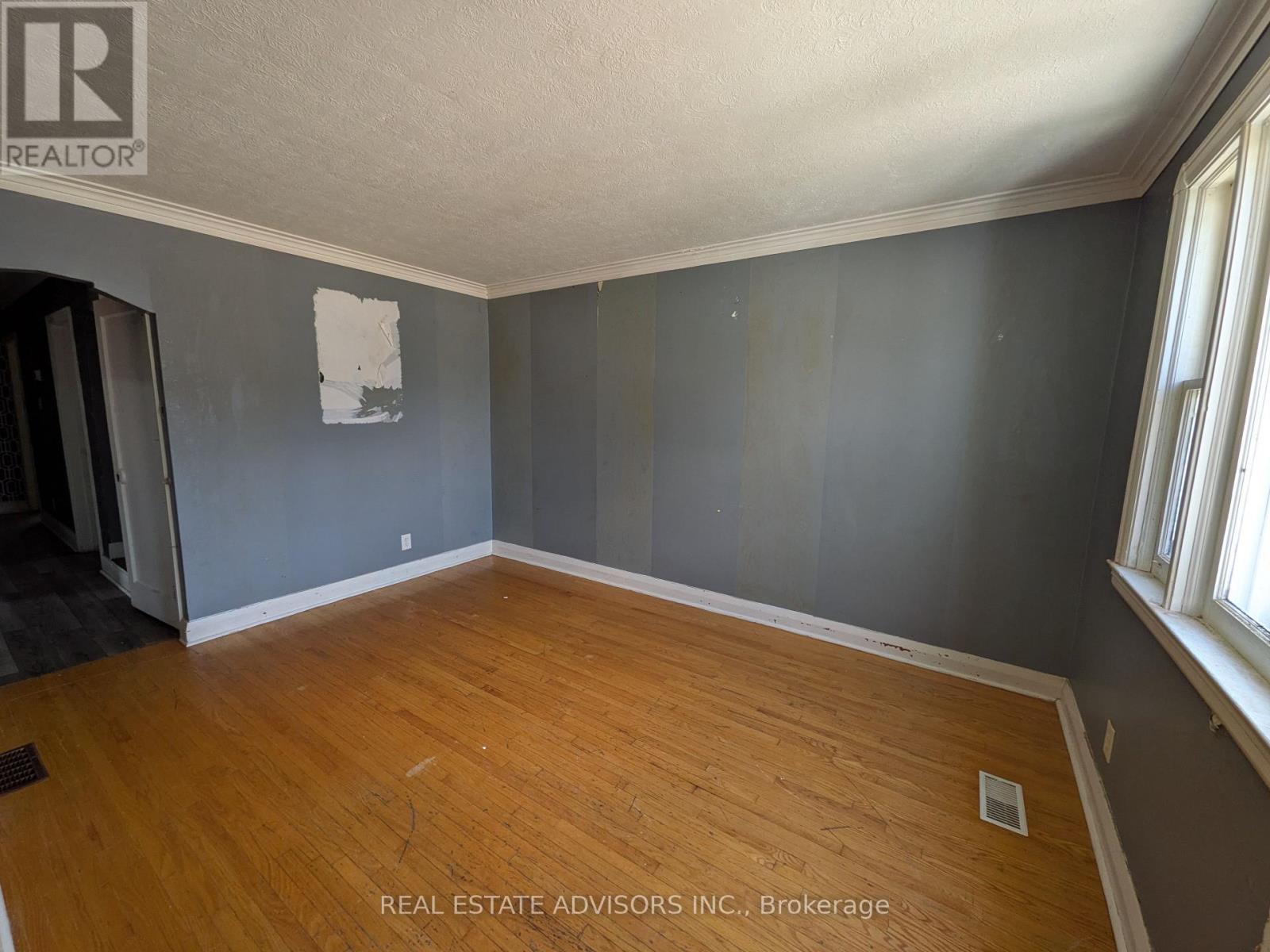 45 PITT AVENUE - 2