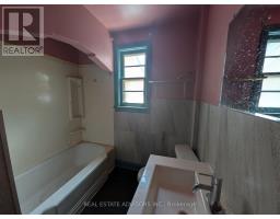 45 Pitt Avenue, Toronto, ON M1L2R3 Photo 7