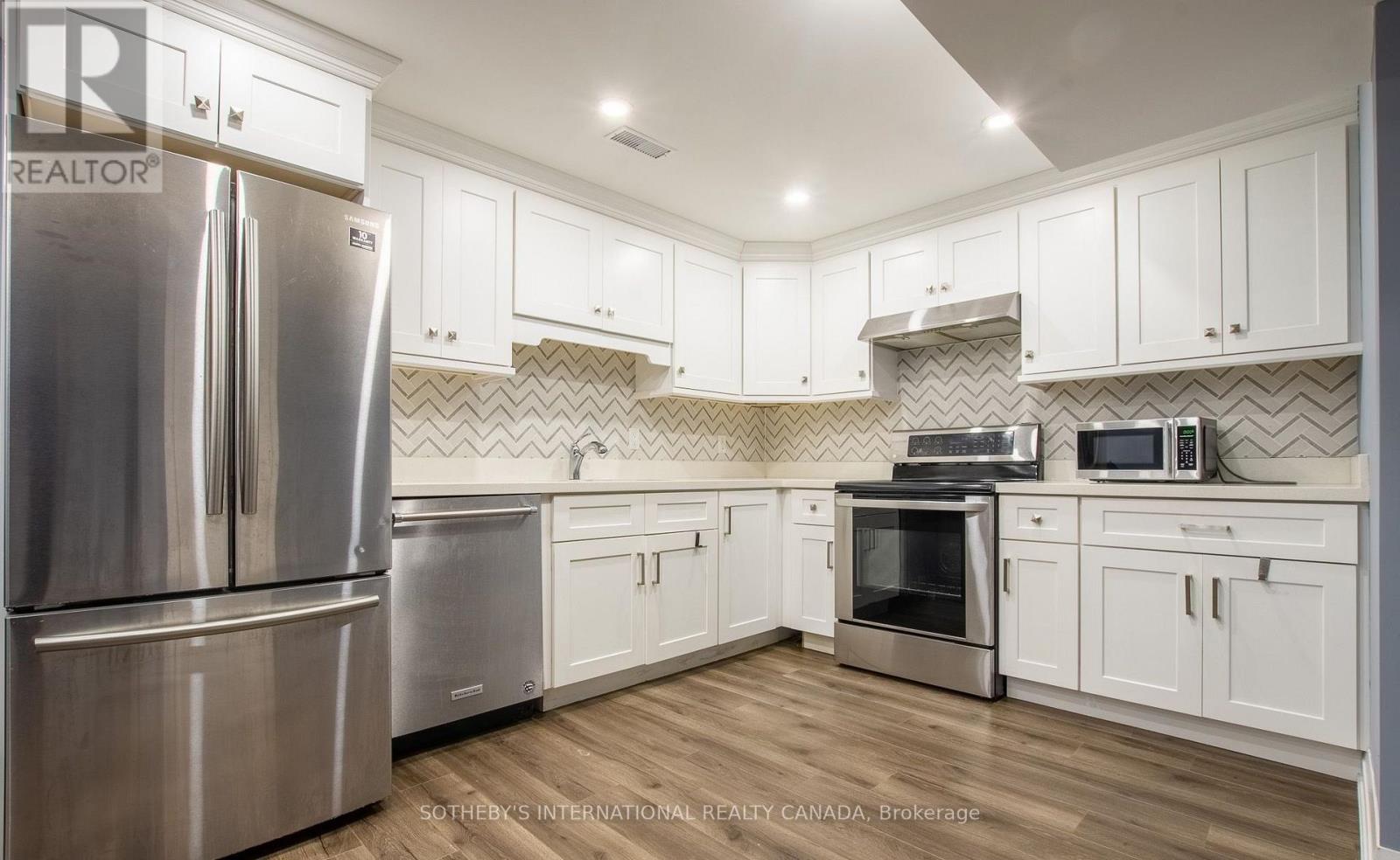 4690 HUFFMAN ROAD - 25