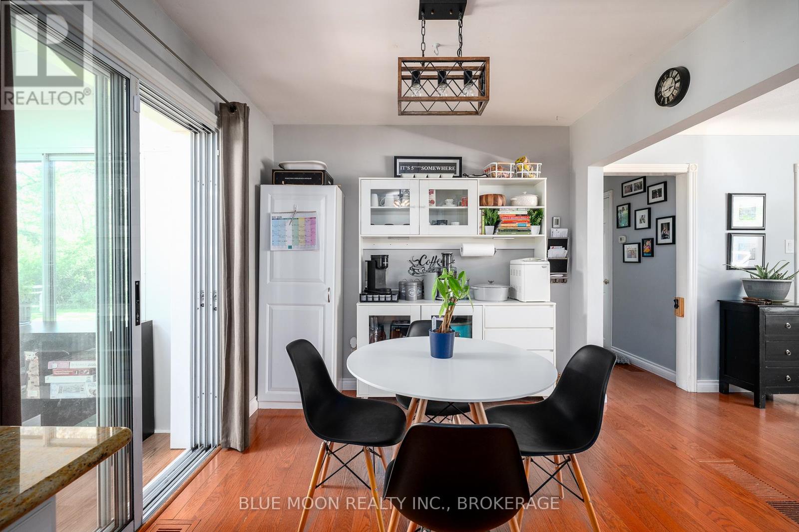 2545 LEEMAN ROAD - 12