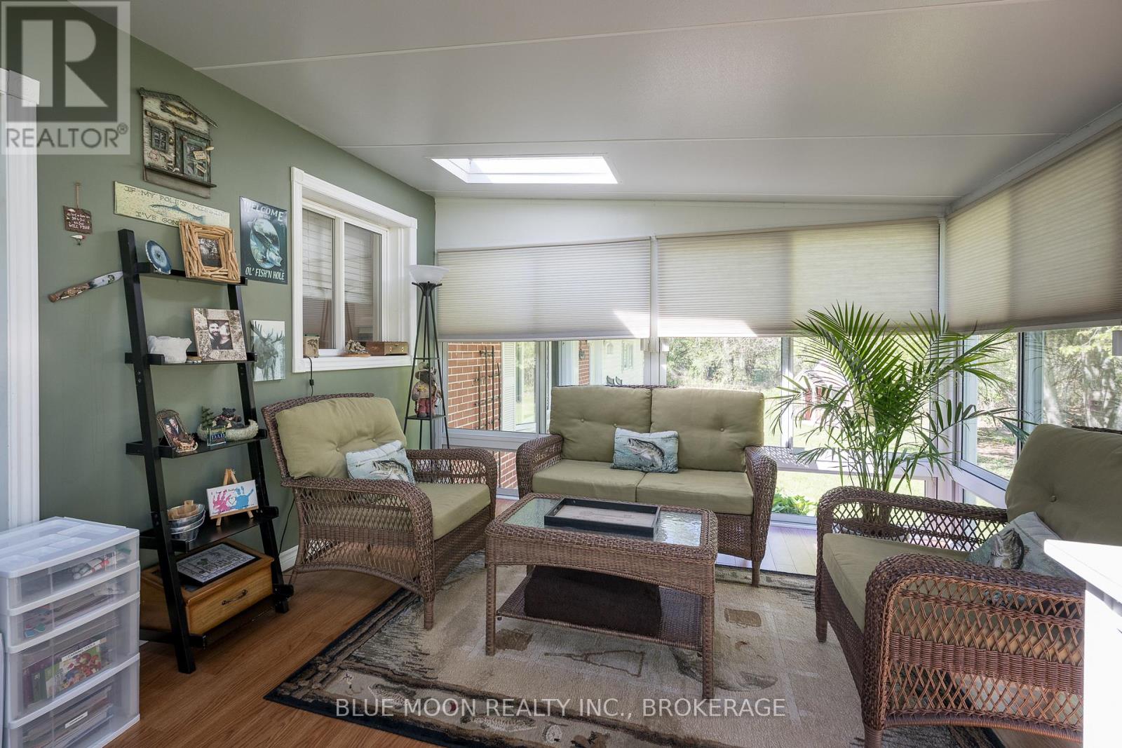 2545 LEEMAN ROAD - 16