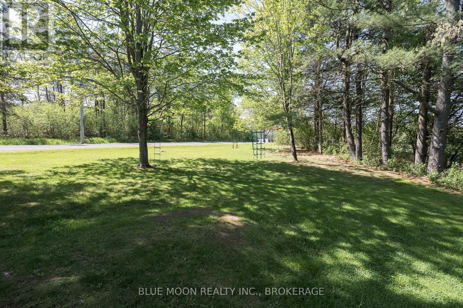 2545 LEEMAN ROAD - 37
