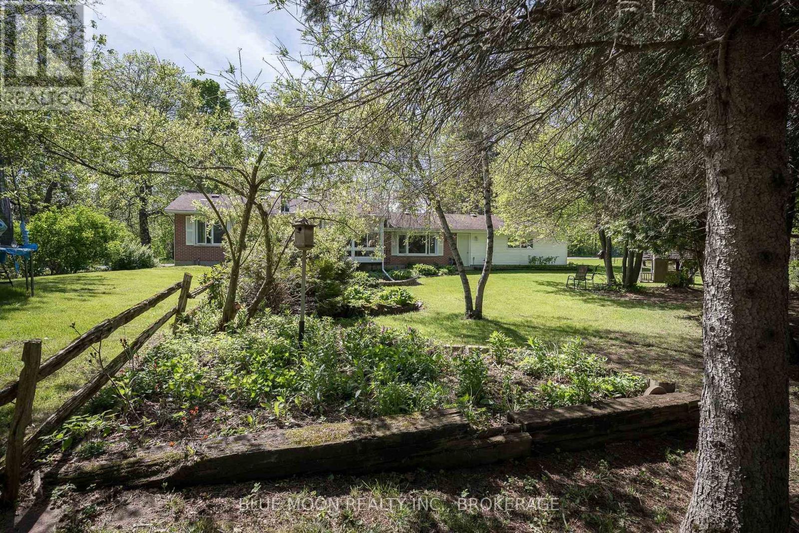 2545 LEEMAN ROAD - 43