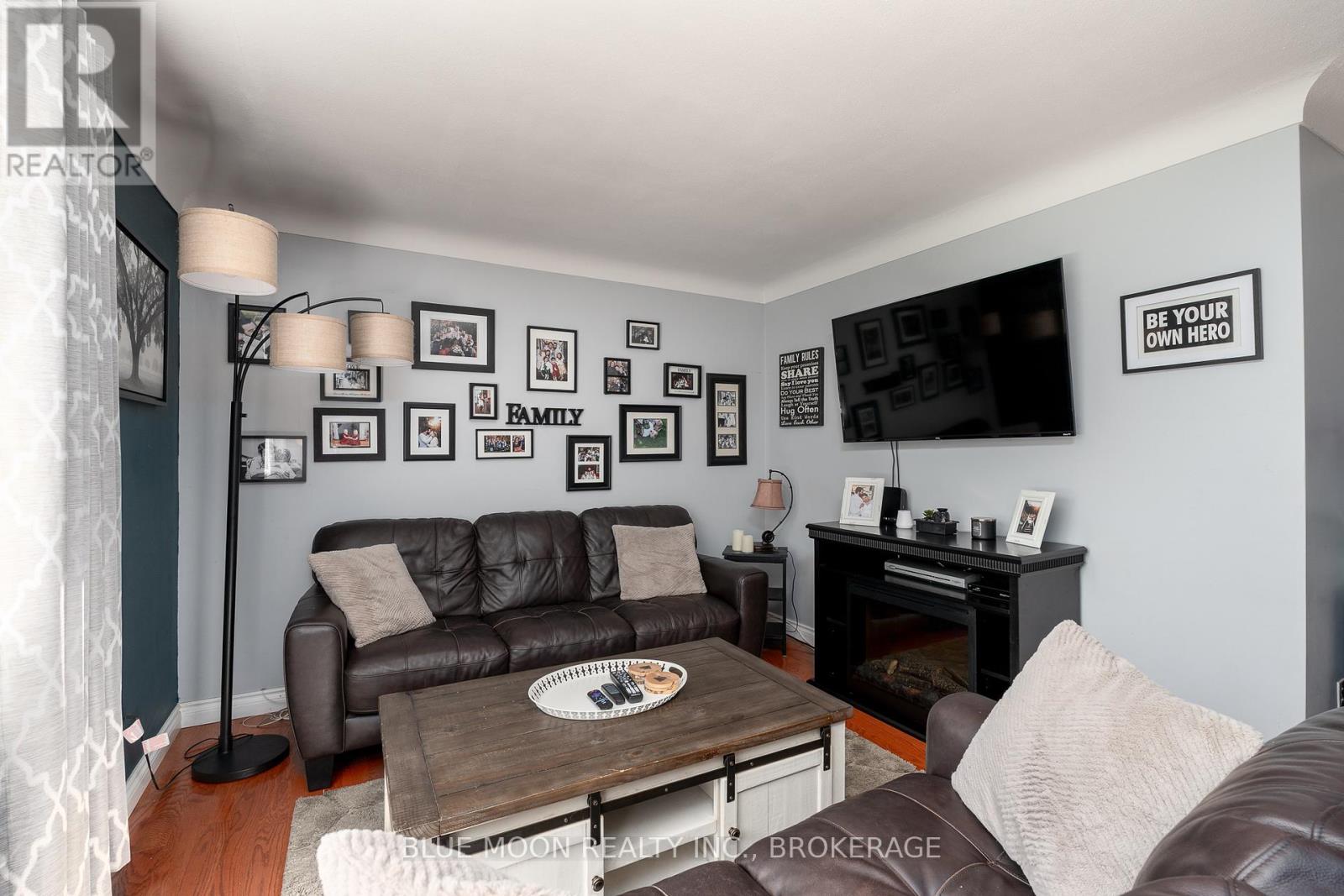 2545 LEEMAN ROAD - 9