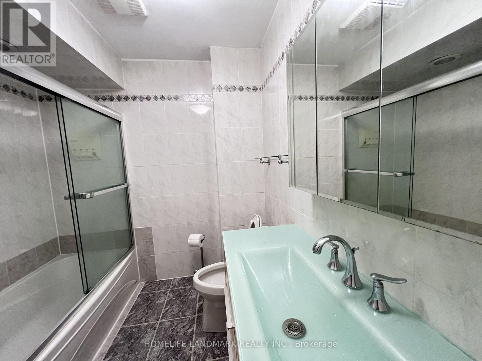 27 TILLPLAIN ROAD - 27