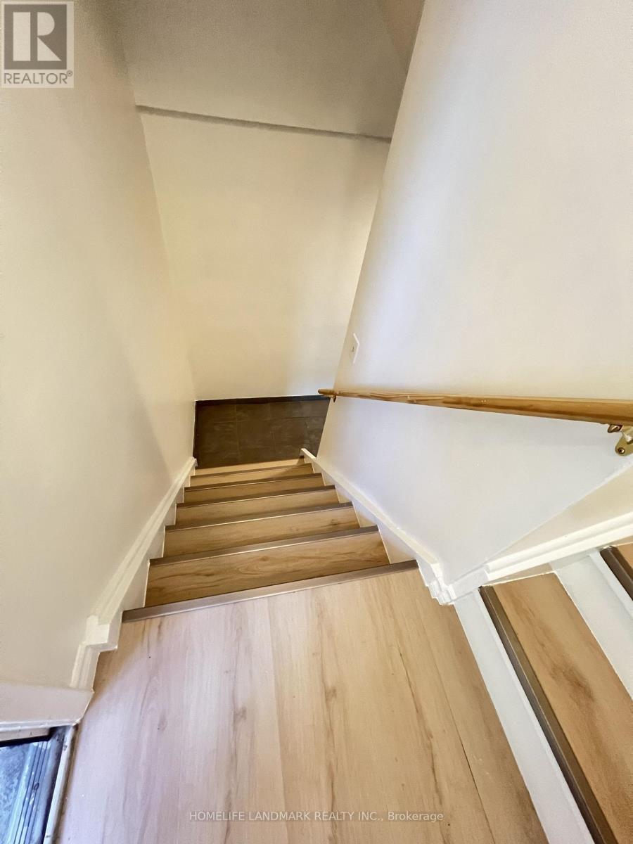 27 TILLPLAIN ROAD - 30