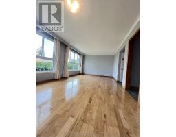 27 Tillplain Road, Toronto, ON M3H5R1 Photo 11